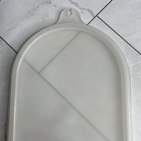 Vintage Tupperware Cheese Grater Shredder Jadeite Green/lid 1375-8,1376-8,1374-6 - Picture 3 of 10